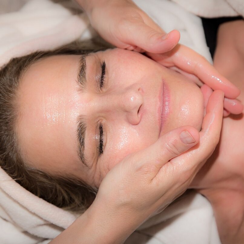 gb967f5ff9be98781648adc45f2999cb7416de394361dcc9d37cc6afec23d597f5abaf4b6dd6b1a155f89cae06e49ba366252abce520e89b1e219d80197231602_1280-3106608 ease, woman, sleep, young, treatment, skin, health, massage, a, equanimity, adult, pretty, face, lifestyle, massage, massage, massage, massage, massage